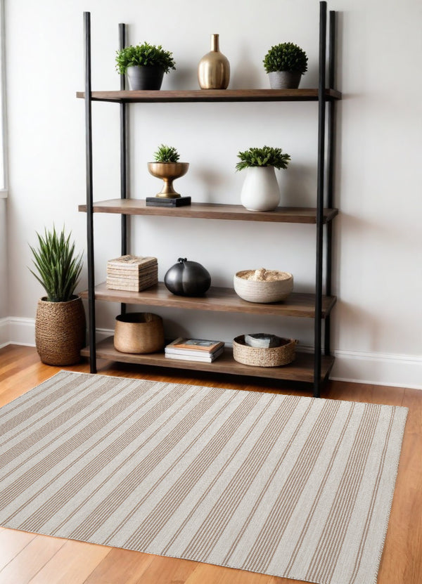 Homeroots 4' X 6' Ivory And Taupe Striped Dhurrie Hand Woven Stain Resistant Area Rug Ivory,Taupe Other Material 511676