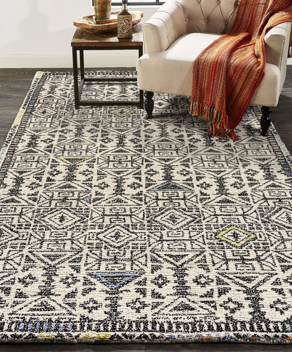 HomeRoots 4' Handmade Wool Tufted Area Rug with Modern Gray Ivory Black Geometric Design for Stylish Spaces 4' X 6' 511699