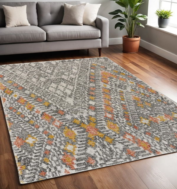 HomeRoots 5' Gray and Ivory Wool Geometric Hand-Tufted Area Rug for Elegant Living Spaces and Comfort 5' X 8' 511711