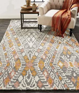 HomeRoots 4' Handmade Wool Area Rug - Distressed Geometric Design in Black, Ivory & Green for Timeless Style 4' X 6' 511716