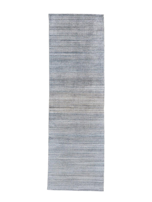 HomeRoots 5' Hand-Woven Ombre Area Rug - Unique Artisan Craftsmanship in Soothing Blue and Green Tones 10' Runner 511740