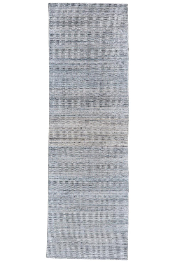 HomeRoots 5' Hand-Woven Ombre Area Rug - Unique Artisan Craftsmanship in Soothing Blue and Green Tones 8' Runner 511741