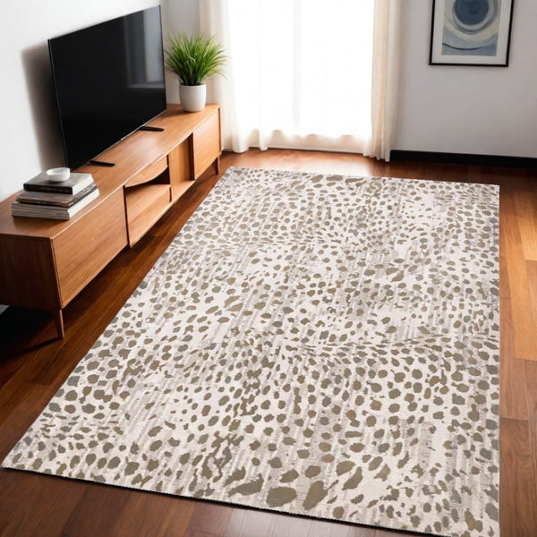 HomeRoots 5' Brown and Ivory Abstract Area Rug – Stain Resistant, Durable Design for Modern Living Spaces 5' X 8' 511764
