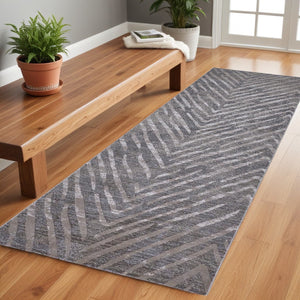 HomeRoots 5' Contemporary Gray and Silver Abstract Area Rug - Durable, Stain-Resistant Design for Modern Spaces 8' Runner 511775