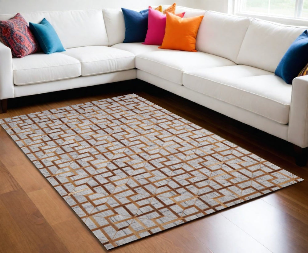 HomeRoots 5' Hand-Woven Geometric Area Rug in Gray, Ivory, and Brown – Modern Style for Any Space 8' X 11' 511809