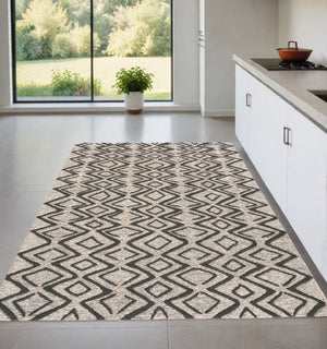 HomeRoots 4' Handcrafted Wool Geometric Area Rug in Black, Taupe, and Gray – Modern Style for Your Home 4' X 6' 511838