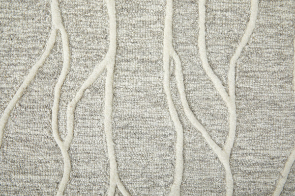 Homeroots 5' X 8' Taupe And Ivory Wool Abstract Tufted Handmade Stain Resistant Area Rug Taupe,Ivory Wool 511851