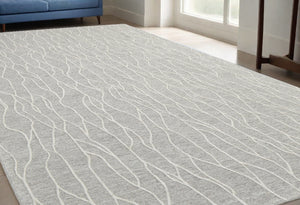 Homeroots 5' X 8' Taupe And Ivory Wool Abstract Tufted Handmade Stain Resistant Area Rug Taupe,Ivory Wool 511851