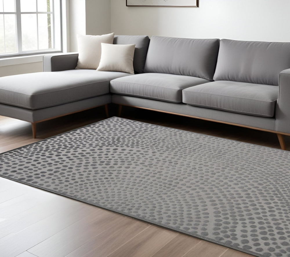 HomeRoots 5' Abstract Gray, Silver, and Ivory Area Rug - Stain Resistant Design for Modern Elegance and Durability 7' X 10' 511887