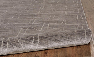 HomeRoots 4' Hand-Woven Gray and Ivory Abstract Area Rug - Artisan Crafted, Durable, and Modern Décor Accent 4' X 6' 511920