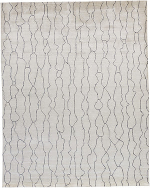 HomeRoots 4' Hand Woven Gray and Ivory Abstract Area Rug - Modern Elegance for Any Living Space or Office 5' X 8' 511931