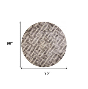 HomeRoots 5' Hand-Tufted Wool Area Rug with Modern Tan and Gray Geometric Design for Cozy Contemporary Spaces 8' Round 512018