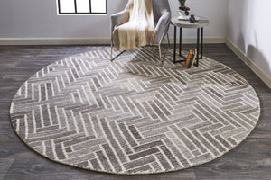 HomeRoots 5' Hand-Tufted Wool Area Rug with Modern Tan and Gray Geometric Design for Cozy Contemporary Spaces 10' Round 512019