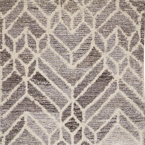 HomeRoots 9' Gray and Ivory Wool Geometric Hand-Tufted Area Rug for Elegant Living Spaces and Cozy Comfort 8' Runner 512026