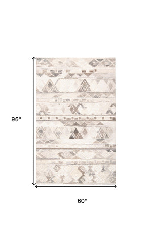HomeRoots 5' Wool Geometric Area Rug in Beige, Ivory & Gray – Soft, Hand-Tufted Comfort for Any Room 5' X 8' 512031