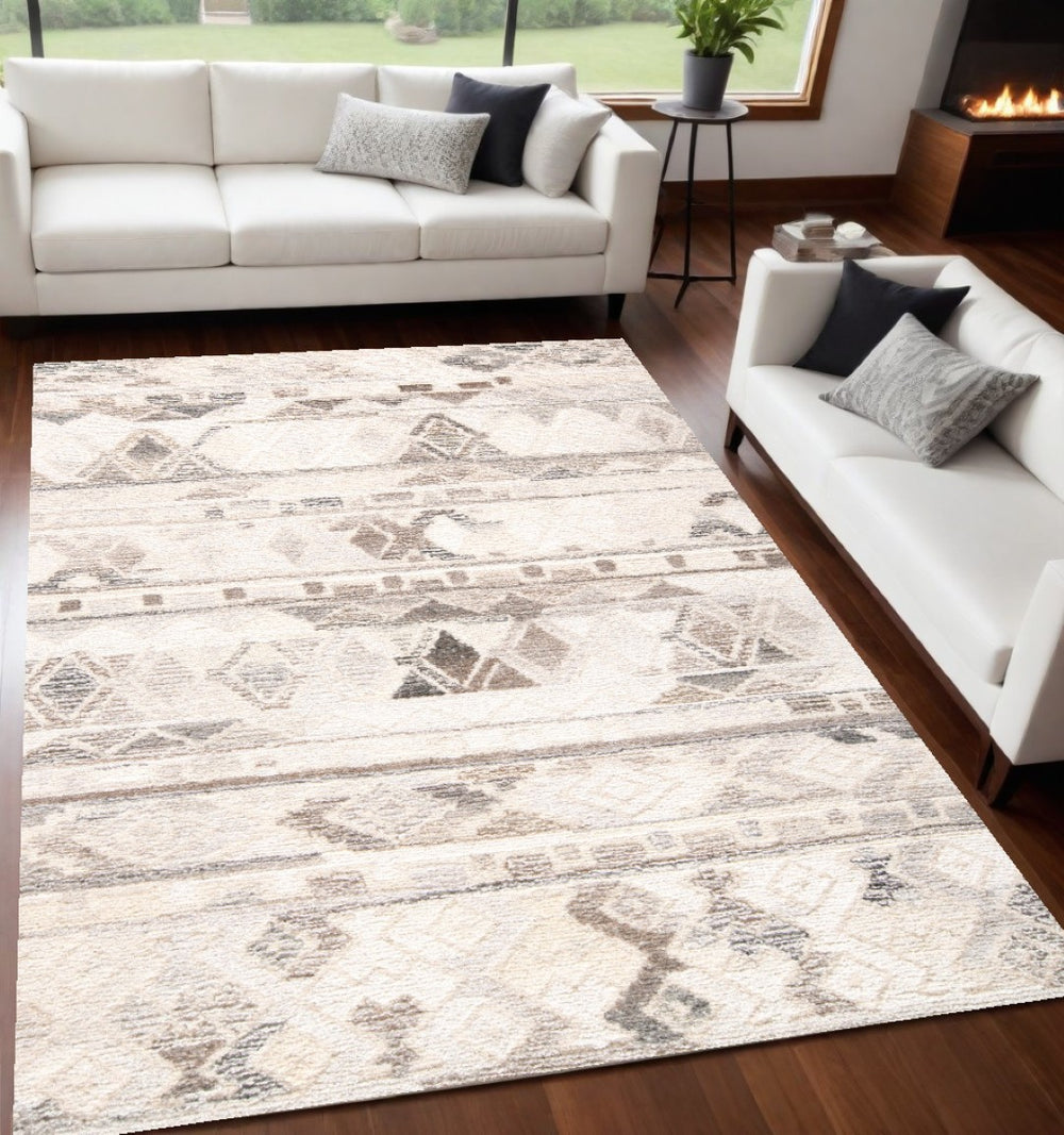 HomeRoots 5' Wool Geometric Area Rug in Beige, Ivory & Gray – Soft, Hand-Tufted Comfort for Any Room 5' X 8' 512031
