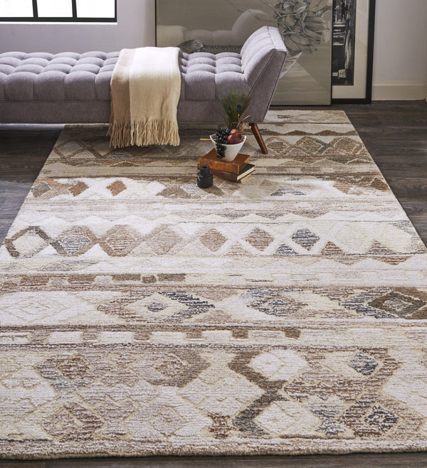 HomeRoots 5' Wool Geometric Area Rug in Beige, Ivory & Gray – Soft, Hand-Tufted Comfort for Any Room 5' X 8' 512031