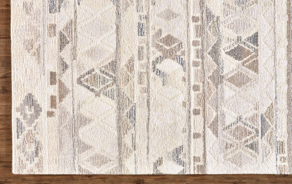HomeRoots 5' Wool Geometric Area Rug in Beige, Ivory & Gray – Soft, Hand-Tufted Comfort for Any Room 8' X 10' 512032