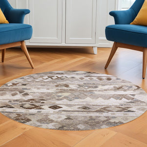 HomeRoots 5' Wool Geometric Area Rug in Beige, Ivory & Gray – Soft, Hand-Tufted Comfort for Any Room 8' Round Round 512036