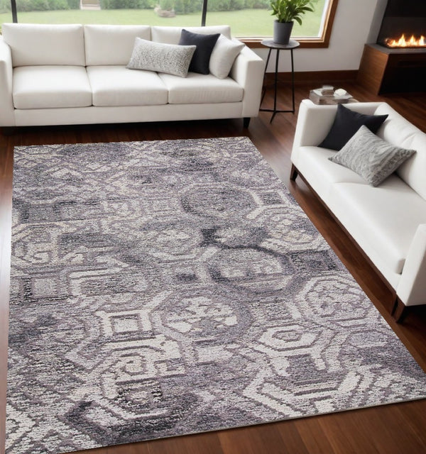 HomeRoots 5' Modern Abstract Gray and Ivory Hand-Tufted Wool Area Rug for Living Room and Bedroom Elegance 5' X 8' 512049