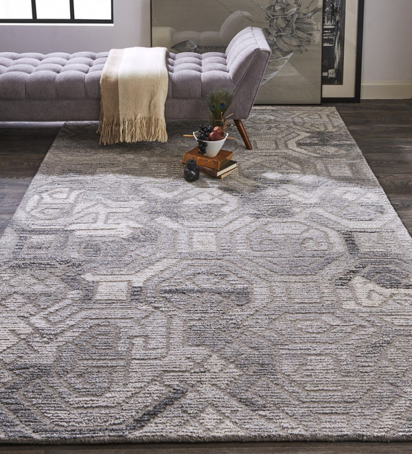 HomeRoots 5' Modern Abstract Gray and Ivory Hand-Tufted Wool Area Rug for Living Room and Bedroom Elegance 8' X 10' 512050