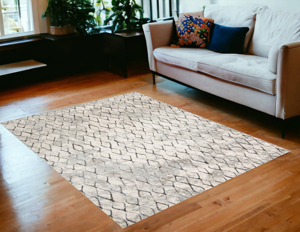 Homeroots 5' X 8' Ivory Gray And Taupe Abstract Stain Resistant Area Rug  Polypropylene 512065