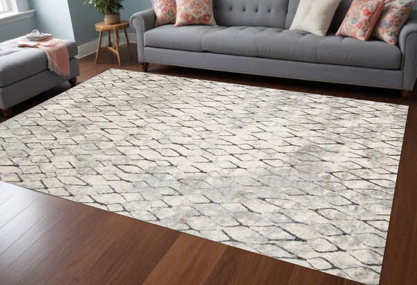 Homeroots 7' X 10' Ivory Gray And Taupe Abstract Stain Resistant Area Rug  Polypropylene 512066