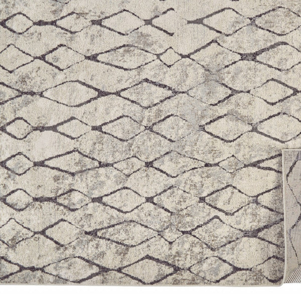 Homeroots 8' X 11' Gray And Ivory Abstract Area Rug  Polypropylene 512067