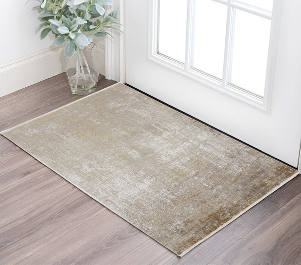 Homeroots 3' X 5' Gold And Ivory Abstract Power Loom Distressed Area Rug With Fringe Taupe,Ivory,Gold Viscose 512106