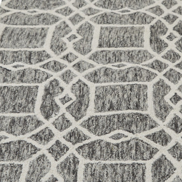 Homeroots 5' X 8' Black Gray And Ivory Wool Geometric Tufted Handmade Stain Resistant Area Rug Black,Gray,Ivory Wool 512172