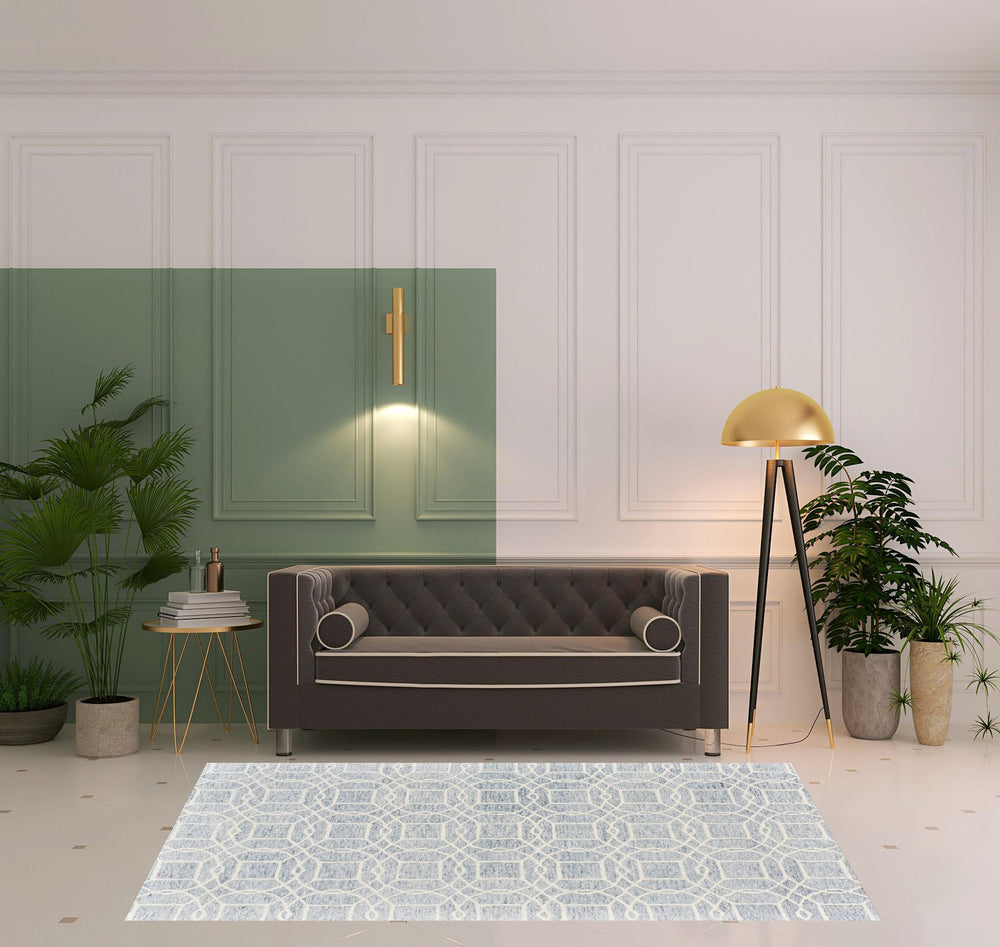 Homeroots 5' X 8' Gray And Ivory Wool Geometric Tufted Handmade Stain Resistant Area Rug Gray,Ivory Wool 512176