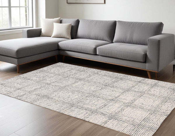 HomeRoots 5' Ivory and Gray Wool Plaid Tufted Handmade Area Rug - Stain Resistant, Soft, and Durable Design 8' X 10' 512181