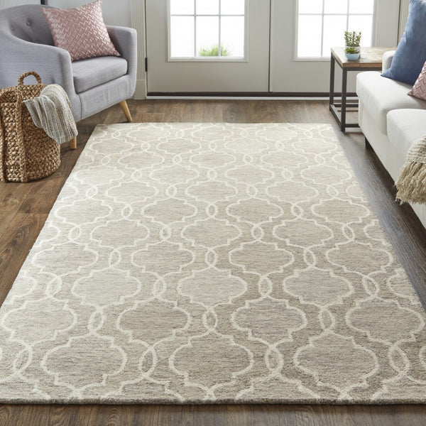 HomeRoots 5' Hand-Tufted Wool Area Rug in Ivory and Gray - Modern Geometric Design for Stylish Interiors 9' X 12' 512190