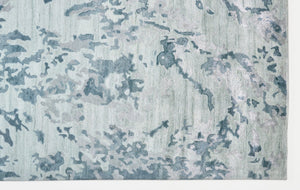 HomeRoots 4' Hand-Tufted Area Rug in Blue and Green Abstract Design – Perfect for Modern Living Spaces! 4' X 6' 512244