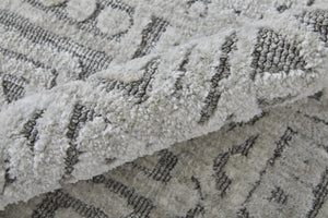 HomeRoots 4' Gray and Silver Geometric Area Rug - Stain-Resistant Modern Design for Stylish Homes and Offices 5' X 8' 512270