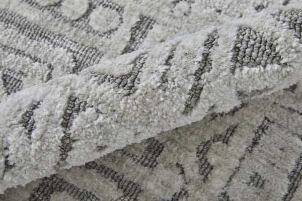 HomeRoots 4' Gray and Silver Geometric Area Rug - Stain-Resistant Modern Design for Stylish Homes and Offices 5' X 8' 512270