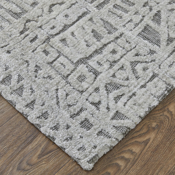 HomeRoots 4' Gray and Silver Geometric Area Rug - Stain-Resistant Modern Design for Stylish Homes and Offices 8' X 10' 512271