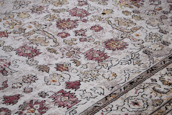 Homeroots 10' X 13' Pink And Ivory Floral Area Rug  Polyester 512345