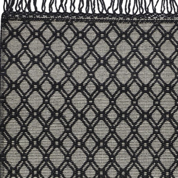 HomeRoots 5' Black and Ivory Hand-Woven Wool Area Rug with Geometric Design and Fringed Edges for Sophistication 8' X 10' 512361