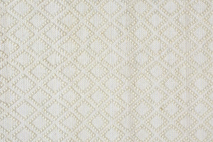 HomeRoots 5' Hand Woven Wool Area Rug with Geometric Design and Fringed Edges for Timeless Home Décor Ivory/Tan 5' x 8' 512368