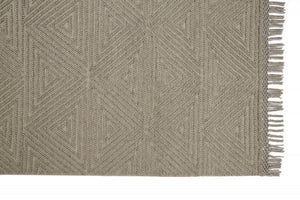 HomeRoots 5' Gray Wool Geometric Hand-Woven Area Rug with Elegant Fringed Edges for Timeless Home Style 5' X 8' 512376