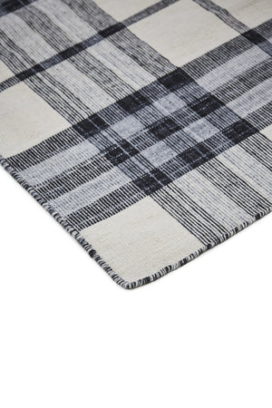 Homeroots 5' X 8' Ivory Blue And Black Abstract Hand Woven Stain Resistant Area Rug Ivory,Blue,Black Other Material 512391