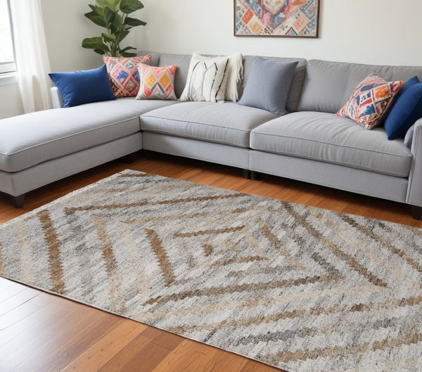 HomeRoots 5' Gray and Brown Hand-Woven Geometric Area Rug with Stylish Tassel Fringe for Modern Homes 10' X 13' 512426