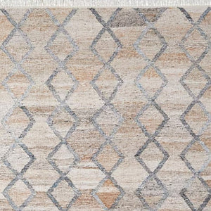 HomeRoots 4' Hand-Woven Geometric Area Rug in Gray, Ivory & Tan – Stain-Resistant with Timeless Fringe Design 4' X 6' 512428
