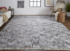 HomeRoots 5' Gray and Black Geometric Hand-Woven Area Rug with Fringe - Eco-Friendly, Durable, and Stylish Design 5' X 8' 512441