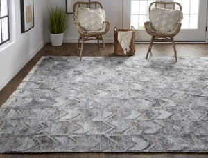 HomeRoots 5' Gray and Black Geometric Hand-Woven Area Rug with Fringe - Eco-Friendly, Durable, and Stylish Design 5' X 8' 512441