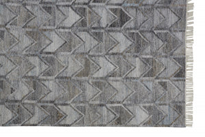 HomeRoots 5' Gray and Black Geometric Hand-Woven Area Rug with Fringe - Eco-Friendly, Durable, and Stylish Design 5' X 8' 512441