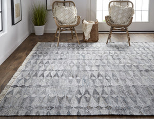HomeRoots 4' Gray and Black Geometric Hand-Woven Area Rug for Modern Style and Eco-Friendly Comfort 5' X 8' 512447