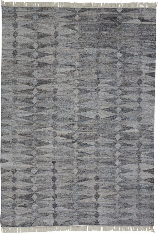 HomeRoots 4' Gray and Black Geometric Hand-Woven Area Rug for Modern Style and Eco-Friendly Comfort 10' X 13' 512450