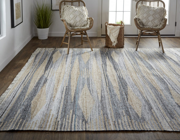HomeRoots 4' Hand-Woven Abstract Area Rug in Gray, Black, and Brown with Timeless Fringe for Stylish Spaces 4' X 6' 512452